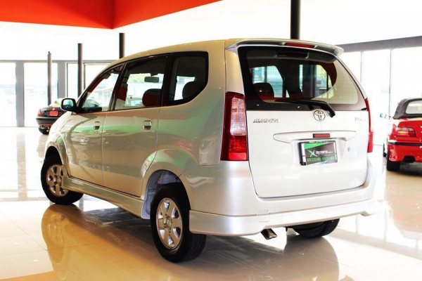 ขาย TOYOTA AVANZA 1.3 S ตัว Top สุด ปี2005 มีแอร์ราว รถสภาพเดิมไม่เคยมีชน วิ่ง 86,000 ต่อประกันประเภท 1 ตลอดได้ลดทุกปี ภาษีเพิ่งต่อ รถใช้รักษามาก เบาะและภายในใหม่เอี่ยม รับประกันว่าสภาพแบบนี้ไม่ต้องหา ขายเพียง 239,000 จัดไฟแนทซ์ดาวน์เพียง 5\% รีบจับจองนะคั