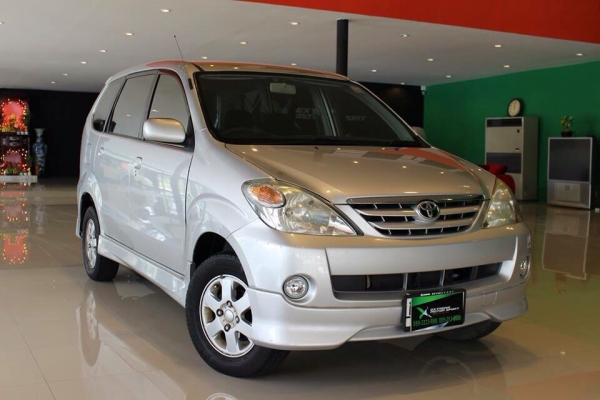 ขาย TOYOTA AVANZA 1.3 S ตัว Top สุด ปี2005 มีแอร์ราว รถสภาพเดิมไม่เคยมีชน วิ่ง 86,000 ต่อประกันประเภท 1 ตลอดได้ลดทุกปี ภาษีเพิ่งต่อ รถใช้รักษามาก เบาะและภายในใหม่เอี่ยม รับประกันว่าสภาพแบบนี้ไม่ต้องหา ขายเพียง 239,000 จัดไฟแนทซ์ดาวน์เพียง 5\% รีบจับจองนะคั