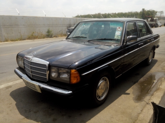 ขายด่วน เบนซ์ รุ่น 123 ดีเซล ออโต้ ตามสภาพ ถูกด่วน