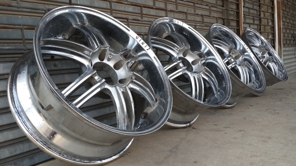 Zinik(USA) ขอบ 20 6รู ครบชุด 4 วง