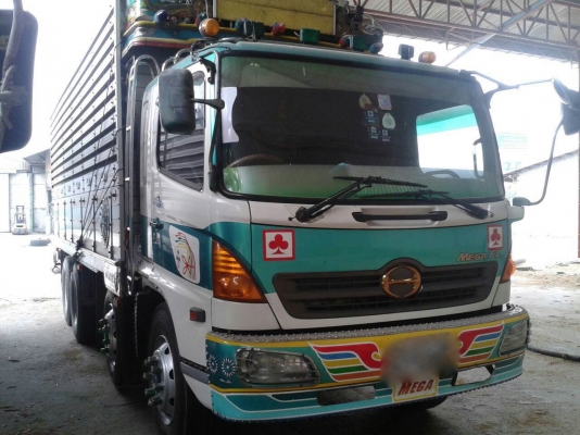 รถฮีโน่ 12 ล้อ  FL1J  220 แรงม้า.  ปี 47   สนใจติดต่อ 081 - 6079515