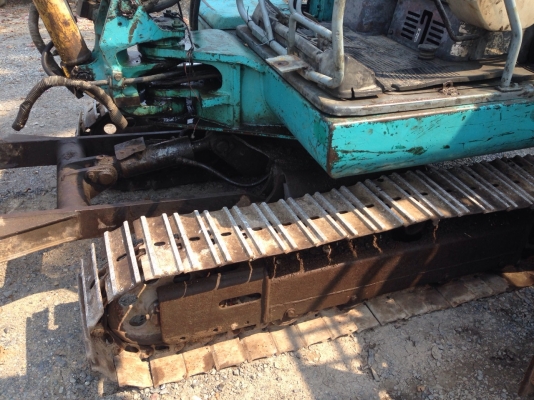 Komatsu PC25-1 ขายตามสภาพ เครื่องดีปั๊มแรง Komatsu PC25-1 ขายตามสภาพ เครื่องดีปั๊มแรง