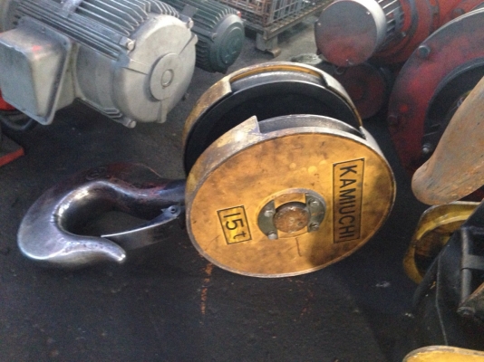 รอกไฟฟ้าโรงงาน