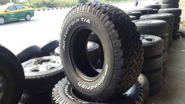 ยาง bf 31*10.5 ขอบ 15 ปี 11 ชุดล่ะ 8500