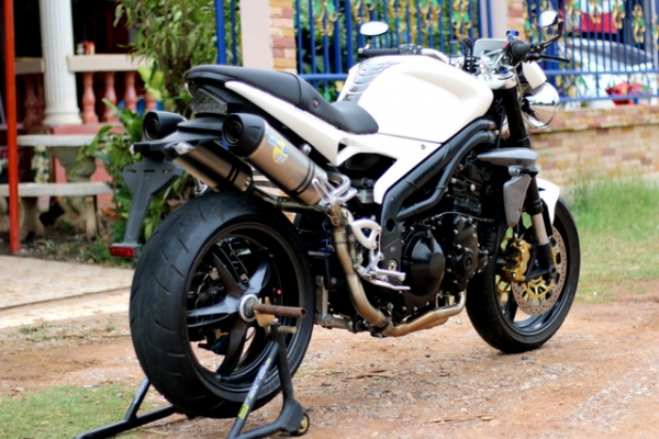 ขาย Triumpm Speed Triple 1050 ปี 2007 อินวอยสรรพสามิตแท้ๆ