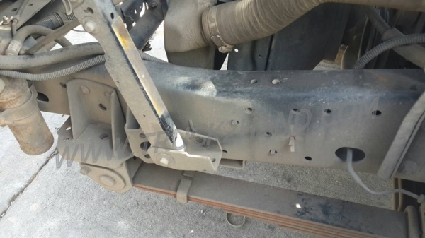 รถบรรทุก 4 ล้อ ISUZU รุ่น NKR55E12A  100 แรงม้า  กระบะบรรทุก