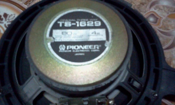 ถูก!!ลำโพงนอกแท้ นำเข้าล้วนๆ คัดเกรดเทสเสียงแล้วใสแจ๋ว