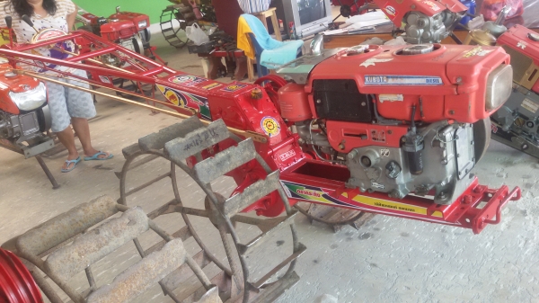 ขายเครื่องอีที80 พร้อมโครงกระทิงแดง28000บาท จะชื้อแต่เครื่องก็ได้ราคา15000 จะชื้อแต่โครงก็ได้ราคา13000บาทครับรถอยู่ วังบัว อ คลองขลุง จ กำแพง โทร 0813655997 อำพร พาเจริญราคานี้ยังต่อลองได้อีกนะครับ