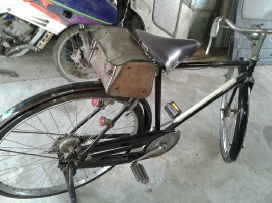 ขายจักรยานโบราณโรบินฮูตสภาพสวยเดิมครับ ขายจักรยานโบราณโรบินฮูตสภาพสวยเดิมครับ