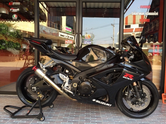 ธารนนทบุรี//ขาย SUZUKI GSX R1000 K 7 สวยแรงครับ ระบบเครื่อง ระบบไฟสมบูรณ์สุดๆครับ อัดตราเร่งมีมากๆท๊อกมาตามมือครับ เอกสารอินวอยท์+สรรพสามิตแท้ ราคา 289,000 บาท