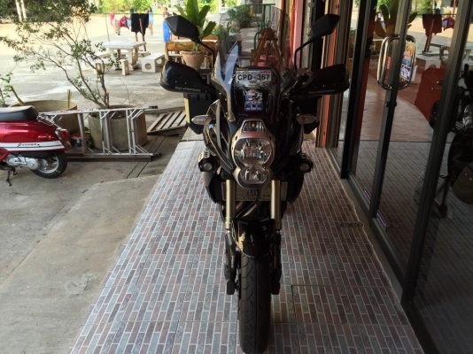 ธารนนทบุรี//ขาย SUZUKI GSX R1000 K 7 สวยแรงครับ ระบบเครื่อง ระบบไฟสมบูรณ์สุดๆครับ อัดตราเร่งมีมากๆท๊อกมาตามมือครับ เอกสารอินวอยท์+สรรพสามิตแท้ ราคา 289,000 บาท