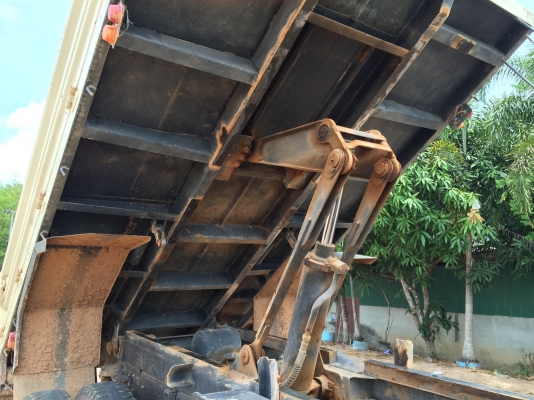 ุ6 ล้อดั้ม 220 แรง FG8J ปี 2555 รถสวยมากห้างแท้เดิม(ดูรูปสวยๆ)