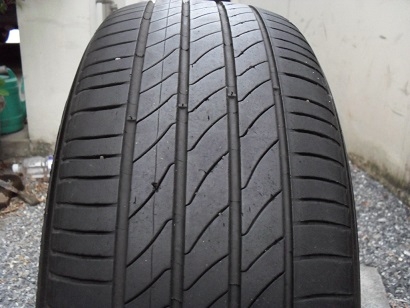 ขายเศษยาง MICHELIN PRIMACY 3st ปี4313 1เส้น 215-60-16 ราคา 1,200
