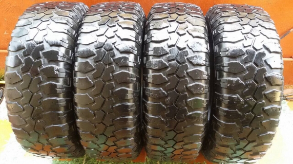 ขายยาง mud maxxis bighorn 265/75/16. ปี11