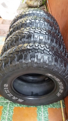 ขายยาง mud maxxis bighorn 265/75/16. ปี11