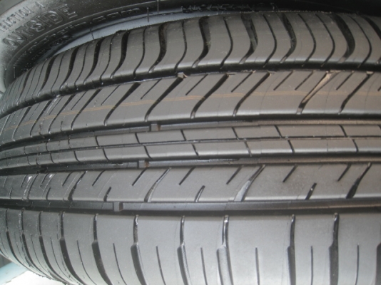 ขายล้อแม็กป้ายแดง Honda city 15" พร้อมยางปี14 สนใจติดต่อเล็กคลองสามครับ 081-3747940