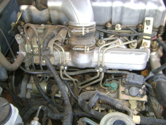 (รถประมูล) FORD  ตามภาพ  ราคา  125,000  บาท