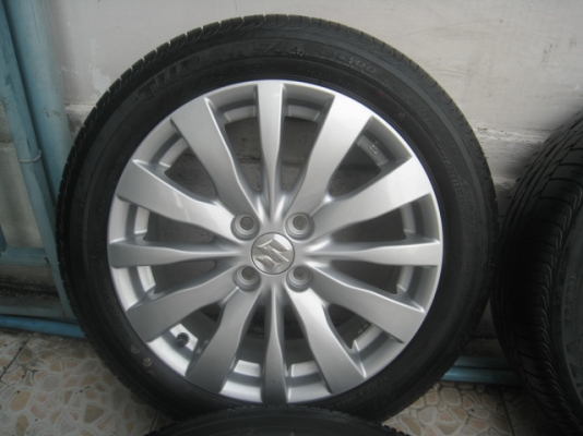 ขายล้อแม็กป้ายแดง Suzuki swift 16" พร้อมยางปี15 สนใจติดต่อเล็กคลองสามครับ 081-3747940
