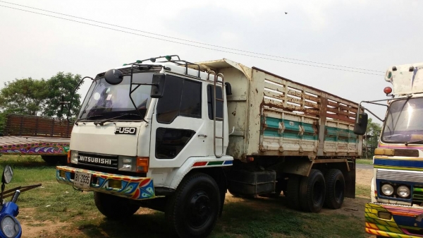 ขาย 10 ดั้มหลงเครื่อง 195 แรง 10 สปีด รุ่น FN527MA แอร์เย็นครับ