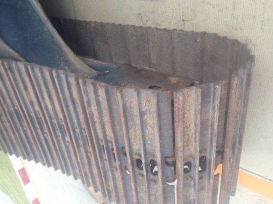 ขายด่วน!!! KOMATSU PC200-8 ไมล์ 5,600ชม.สภาพสวยมากๆค่ะ/ช่วงล่างเต็มค่ะ