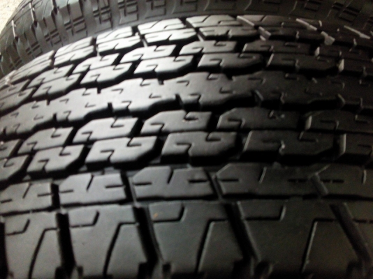 ขายยาง บริสโตน 245/70/16 สภาพถอดป้ายแดง