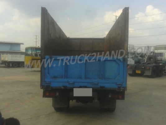 รถบรรทุก 6 ล้อดัมพ์ รุ่นNKR ยี่ห้อ ISUZU ปีจดทะเบียน 2542  110 แรงม้า