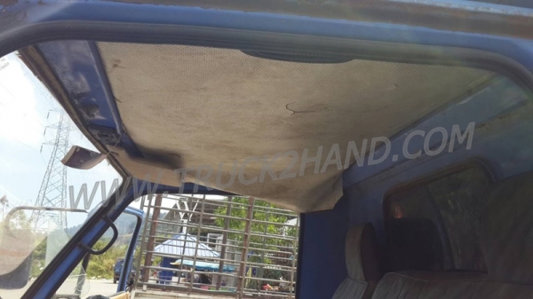 รถบรรทุก 6 ล้อดัมพ์ รุ่นNKR ยี่ห้อ ISUZU ปีจดทะเบียน 2542  110 แรงม้า