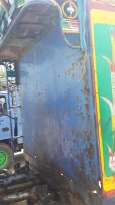 รถบรรทุก 6 ล้อดัมพ์ รุ่นNKR ยี่ห้อ ISUZU ปีจดทะเบียน 2542  110 แรงม้า