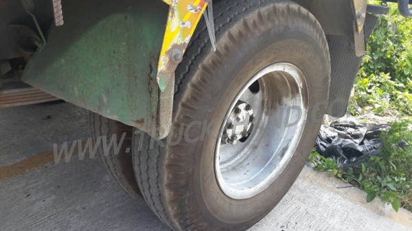 รถบรรทุก 6 ล้อดัมพ์ รุ่นNKR ยี่ห้อ ISUZU ปีจดทะเบียน 2542  110 แรงม้า