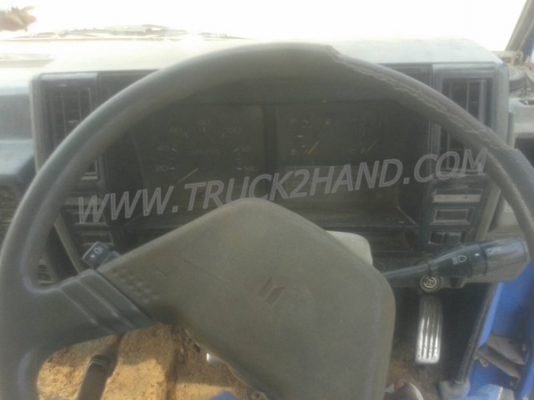 รถบรรทุก 6 ล้อดัมพ์ รุ่นNKR ยี่ห้อ ISUZU ปีจดทะเบียน 2542  110 แรงม้า