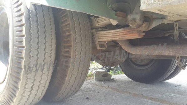 รถบรรทุก 6 ล้อดัมพ์ รุ่นNKR ยี่ห้อ ISUZU ปีจดทะเบียน 2542  110 แรงม้า