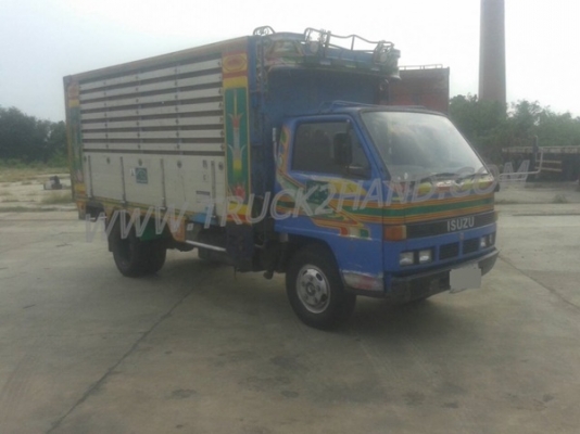 รถบรรทุก 6 ล้อดัมพ์ รุ่นNKR ยี่ห้อ ISUZU ปีจดทะเบียน 2542  110 แรงม้า
