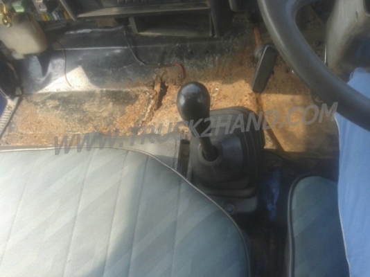 รถบรรทุก 6 ล้อดัมพ์ รุ่นNKR ยี่ห้อ ISUZU ปีจดทะเบียน 2542  110 แรงม้า