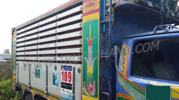 รถบรรทุก 6 ล้อดัมพ์ รุ่นNKR ยี่ห้อ ISUZU ปีจดทะเบียน 2542  110 แรงม้า