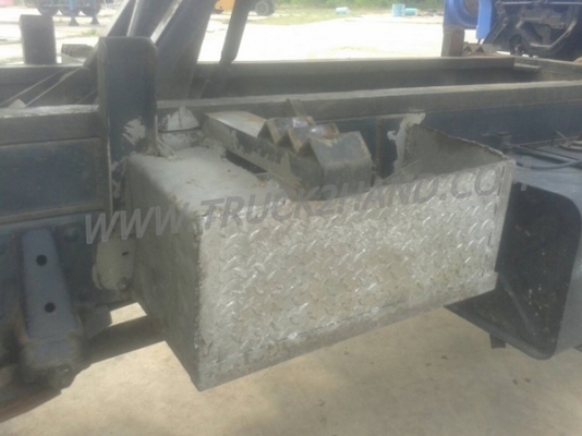 รถบรรทุก 6 ล้อดัมพ์ รุ่นNKR ยี่ห้อ ISUZU ปีจดทะเบียน 2542  110 แรงม้า