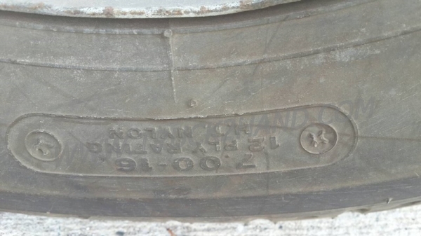 รถบรรทุก 6 ล้อดัมพ์ รุ่นNKR ยี่ห้อ ISUZU ปีจดทะเบียน 2542  110 แรงม้า