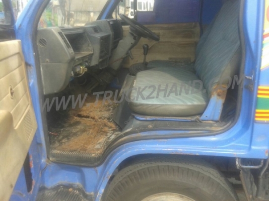 รถบรรทุก 6 ล้อดัมพ์ รุ่นNKR ยี่ห้อ ISUZU ปีจดทะเบียน 2542  110 แรงม้า