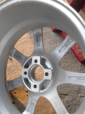 ขอบ 17 ( 17 X 7 JJ ) ขนาด 4 รู 100 ชุด 4 วง TEL.081-427-3941 ขอบ 17 ( 17 X 7 JJ ) ขนาด 4 รู 100 ชุด 4 วง TEL.081-427-3941