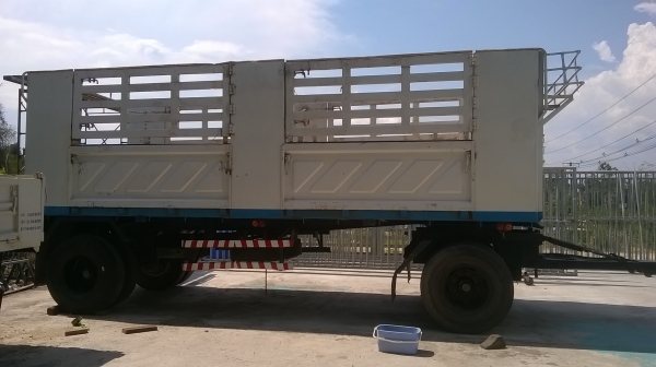 ขายหางพ่วงไม่ดัมพ์สามมิตร 2 เพลาปี 2548 ยาว 6.50 เมตร