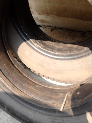 9.00-20 BRIDGE STONE พร้อมยางใน และยางรอง ( มี 4 เส้น ) Tel.081-427-3941 9.00-20 BRIDGE STONE พร้อมยางใน และยางรอง ( มี 4 เส้น ) Tel.081-427-3941