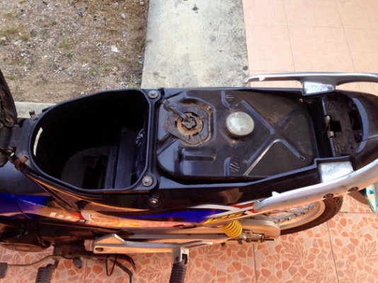 ขาย HONDA WAVE125R ปี47เอกสารชุดโอนครบเครื่องดีพร้อมใช้