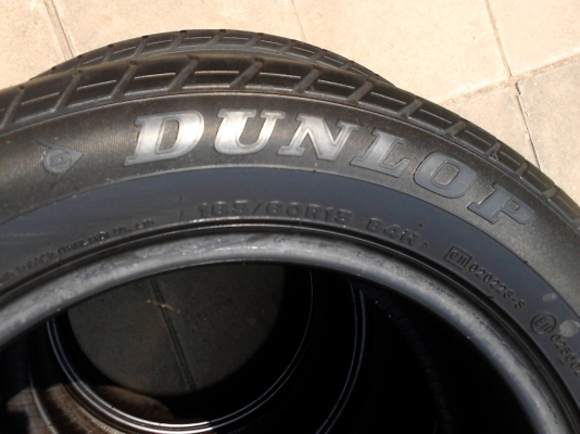 185/60R15 DUNLOP SP SPORT 2030 ปี2012 ชุด 4 เส้น TEL.081-427-3941 185/60R15 DUNLOP SP SPORT 2030 ปี2012 ชุด 4 เส้น TEL.081-427-3941