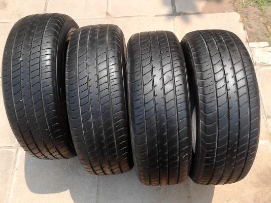 185/60R15 DUNLOP SP SPORT 2030 ปี2012 ชุด 4 เส้น TEL.081-427-3941 185/60R15 DUNLOP SP SPORT 2030 ปี2012 ชุด 4 เส้น TEL.081-427-3941