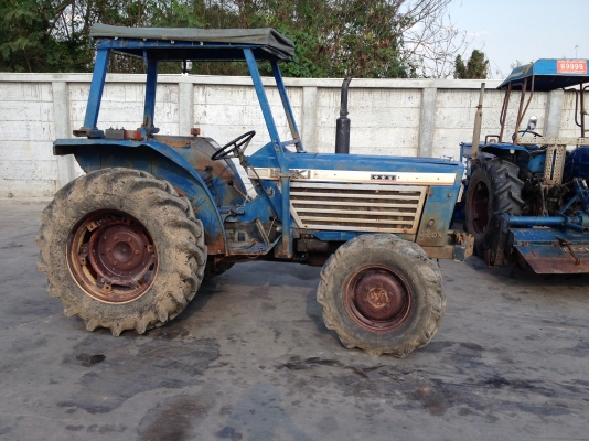 แทรคเตอร์ อิเซกิ TL2900