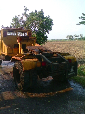 ขายรถ6ล้อ  ฮี่โน่  รถลากจูง  มีสโล&amp;ฝ่าน