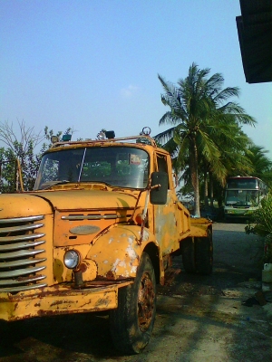 ขายรถ6ล้อ  ฮี่โน่  รถลากจูง  มีสโล&amp;ฝ่าน