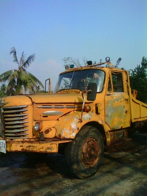 ขายรถ6ล้อ  ฮี่โน่  รถลากจูง  มีสโล&amp;ฝ่าน