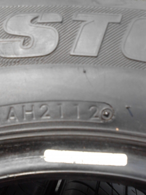 215/65R15 BRIDGESTONE LEO 627 ชุด 4 เส้น ปี 2012 TEL.081-427-3941 215/65R15 BRIDGESTONE LEO 627 ชุด 4 เส้น ปี 2012 TEL.081-427-3941