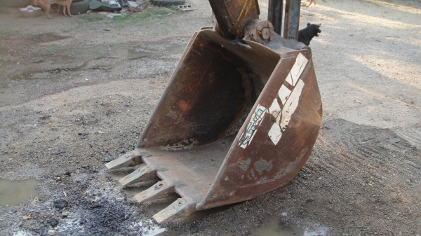 รถแบ็คโฮ CAT120 บูมสวยเดิมๆ เอวแน่น ใช้งานได้ปกติ ราคาถูก รถแบ็คโฮ CAT120 บูมสวยเดิมๆ เอวแน่น ใช้งานได้ปกติ ราคาถูก