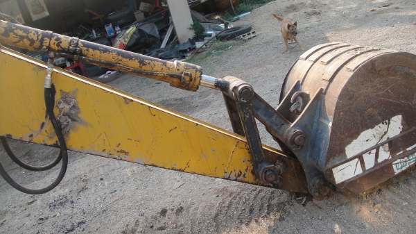 รถแบ็คโฮ CAT120 บูมสวยเดิมๆ เอวแน่น ใช้งานได้ปกติ ราคาถูก รถแบ็คโฮ CAT120 บูมสวยเดิมๆ เอวแน่น ใช้งานได้ปกติ ราคาถูก